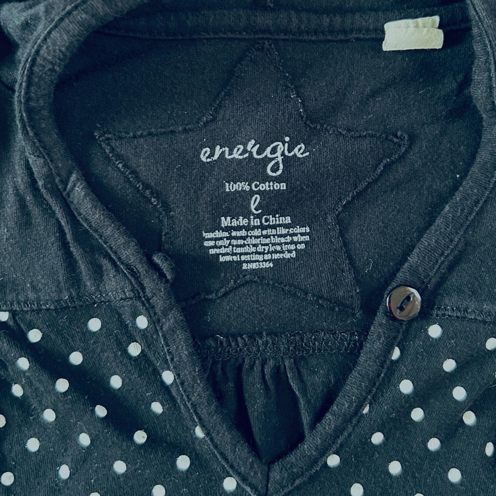 Energie Women’s Black & White Polka Dot Drawstring V-Neck Hooded T-Shirt - Picture 8 of 8